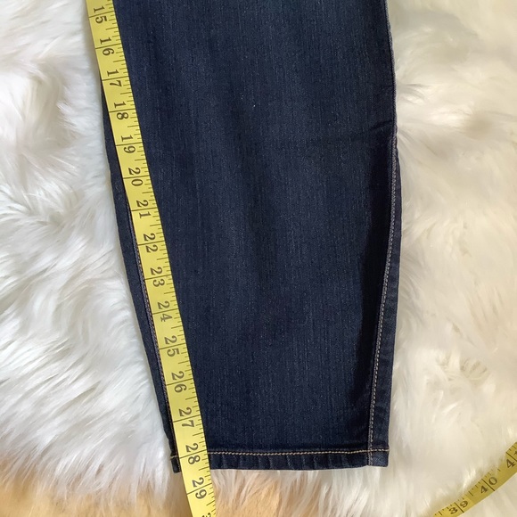 TORRID 24R Premium Denim 3 Button Jegging Legging Stretch Jeans Med Blue Wash - Picture 10 of 10